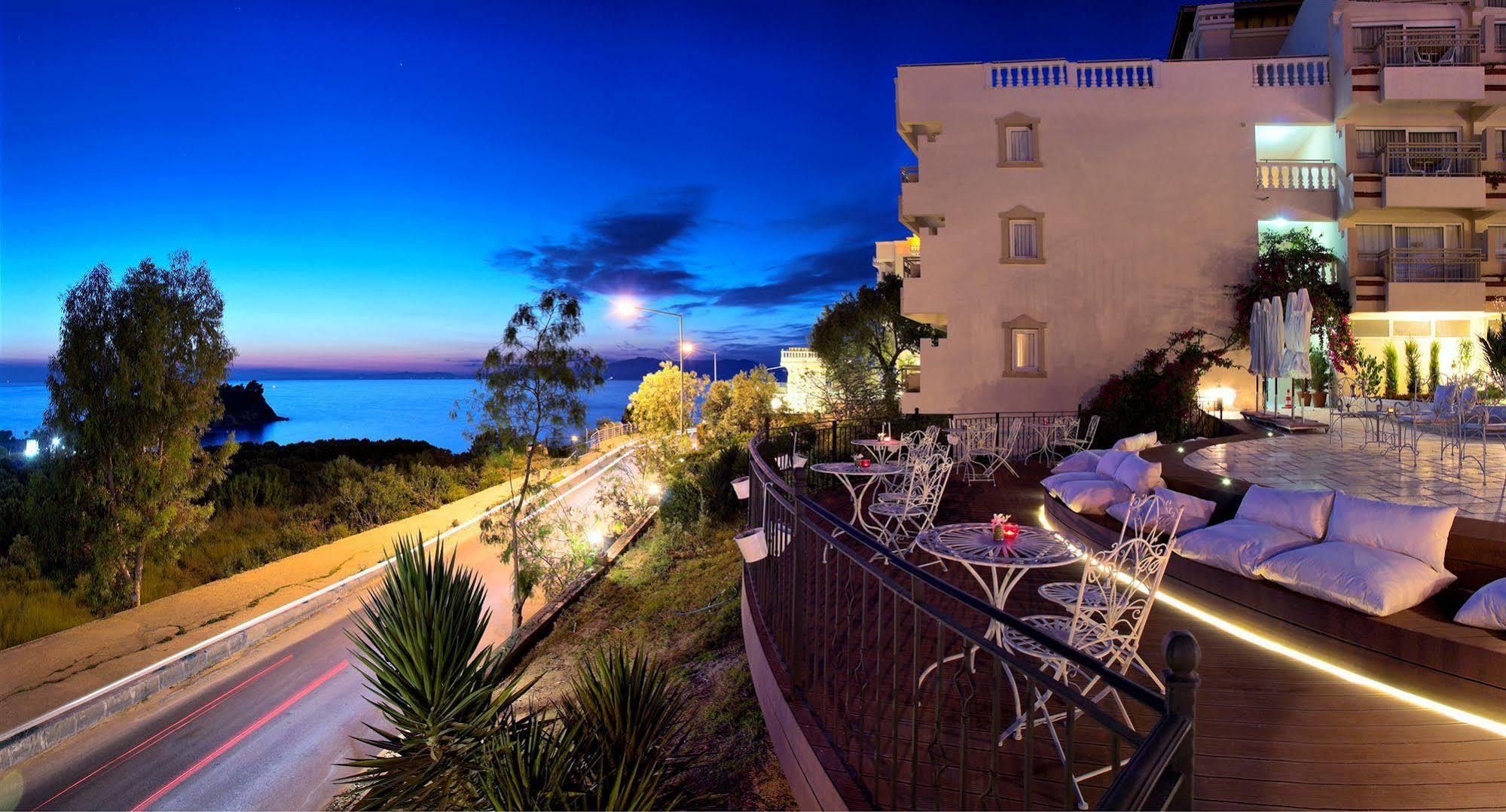 Hotel Carina Кушадасы Экстерьер фото
