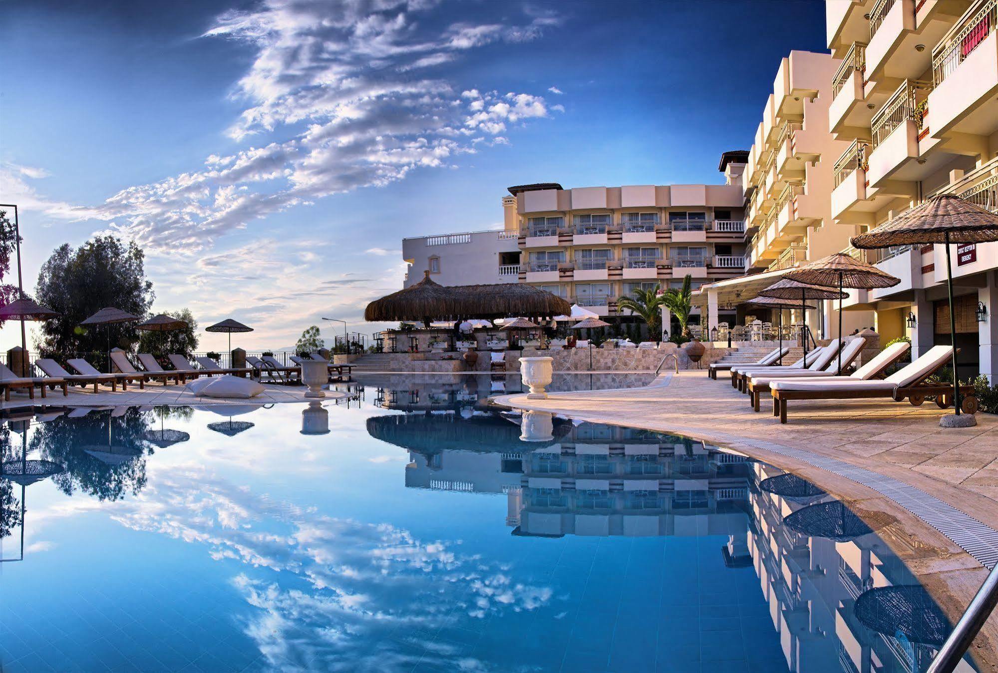 Hotel Carina Кушадасы Экстерьер фото